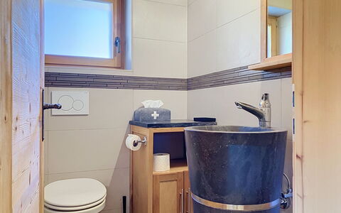 Perray 22: Bois, Luminaire Plomberie, Sol, Sol, Salle De Bains, Design Intérieur, Plomberie, Robinet, Toilette, Pièce
