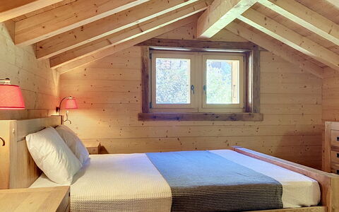 Perray 22: Bois, Chambre, Design Intérieur, Sol, Sol, Pièce, Meubles, Lit, Plafond, Grenier