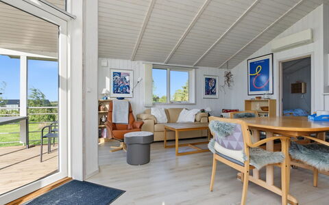 Sighrik - 600M from the Sea: Bois, Porte, Domicile, Chalet, Porche, Composite, Dur, Planche, Siding, Biens