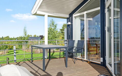 Sighrik - 600M from the Sea: Porche, Chaise, Balcon, Ombre, Plate-Forme, Table Cuisine Et Salle A Manger, Dur, Aluminium, Tache De Bois, Mobilier De Jardin