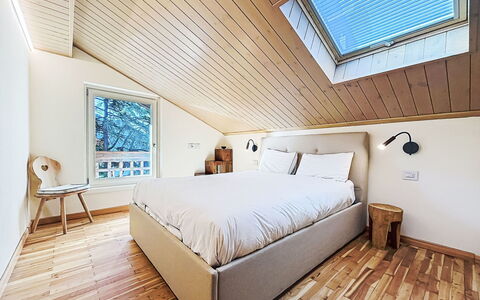 Dorian: Lit, Design Intérieur, Meubles, Chambre, Bois, Sol, Sol, Plafond, Literie, Drap De Lit