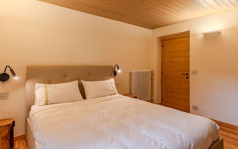 Dorian: Lit, Design Intérieur, Meubles, Chambre, Sol, Mur, Sol, Drap De Lit, Literie, Bois