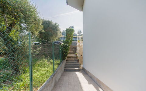 L'Edera e Il Mare: Mur, Architecture, Composite, Balustrade, Clôture, Balcon, Accueil Escrime, Daylighting, Passerelle, Escrime Wire