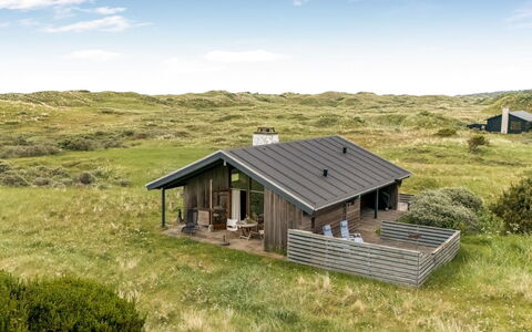 Anita - 400M from the Sea: Herbe, Chalet, Prairie, Maison, Toit, Lot Terre, Zone Rurale, Domicile, Cabane, Prairie