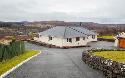 Skeabost Bungalow
