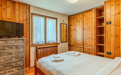 Calvet: Lit, Chambre, Bois, Drap De Lit, Design Intérieur, Meubles, Literie, Sol, Sol, Pièce