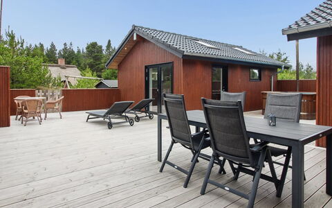 Ellin - 3.3Km from the Sea: Toit, Domicile, Chalet, Siding, Biens, Allée, Ferme, Batiments Jardin