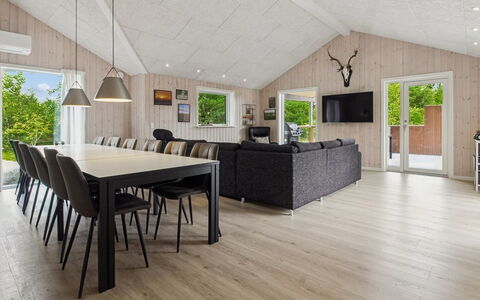 Ellin - 3.3Km from the Sea: Toit, Domicile, Chalet, Siding, Biens, Allée, Ferme, Batiments Jardin
