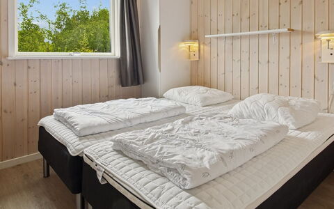 Ellin - 3.3Km from the Sea: Toit, Domicile, Chalet, Siding, Biens, Allée, Ferme, Batiments Jardin