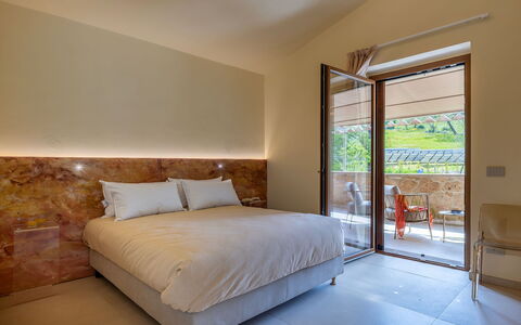 Poggio Ambrato 18, Emma Villas: Tache De Bois, Dur, Piscine, Recours, Parquet, Cadre De Lit, Hôtel, Literie, Eco Hôtel, Chambre