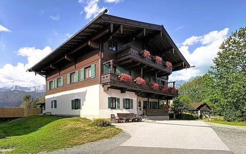 Thorermartlgut Incl. Gästekarte: Architecture, Pente, Chalet, Chaîne De Montagnes, Cabane En Rondins, Siding, Lumber, Alpes, Eco Hôtel, Village De Montagne