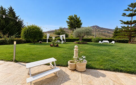 Casa Scirocco: Paysage, Jardin, Pelouse, Aménagement Paysager, Ombre, Gazon Artificiel, Parc, Cour, À Feuilles Persistantes