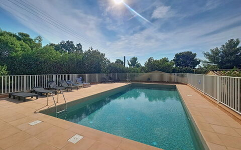 Cap Emeraude: Piscine, Composite, Recours, Aménagement Paysager, Ombre, Mobilier De Jardin, Eco Hôtel, Caractéristique De L'Eau, Arrière-Cour, Thermes