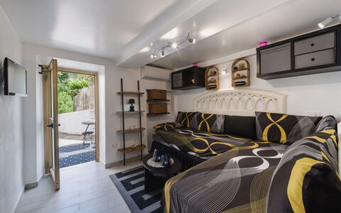 Dimora Little Dream: Meubles, Design Intérieur, Sol, Sol, Chambre, Bois, Lit, Pièce, Plafond, Textile