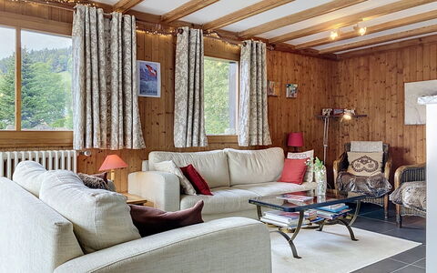Chalet Scarbo: Meubles, Design Intérieur, Bois, Sol, Plafond, Canapé, Sol, Pièce, Salon, Éclairage