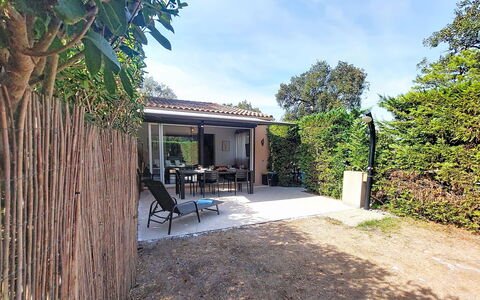 Mini Villa Mare Sole: Arbuste, Jardin, Domicile, Porte, Ombre, Chalet, Arrière-Cour, Mobilier De Jardin, Cour