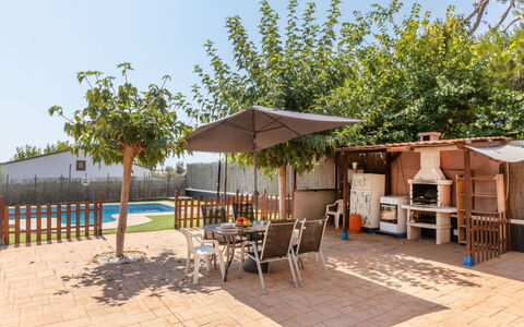 Anchoa: Lot Terre, Ombre, Jardin, Arrière-Cour, Mobilier De Jardin, Aménagement Paysager, Cour, Patio, Structure En Plein Air, Piscine