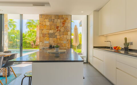 Azure: Design Intérieur, Sol, Cuisine, Comptoir, Mur, Sol, Bois, Plafond, Meubles, Domicile