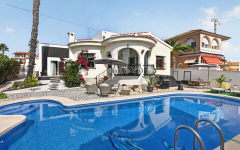 Quesada: Zone Résidentielle, Piscine, Maison, Recours, Domicile, Biens, Hacienda, Villa, Mobilier De Jardin