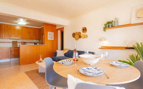 La Naranja: Design Intérieur, Sol, Bois, Meubles, Sol, Plafond, Cuisine, Pièce, Appartement, Cabinetry