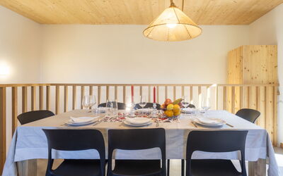 Crestun Design Duplex