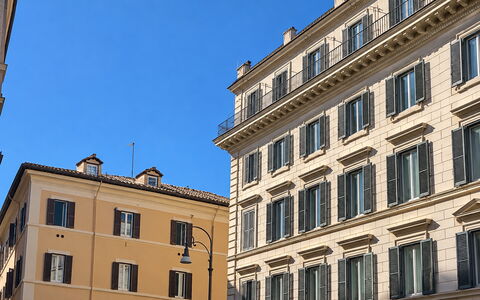 Appartamento Chiavari, Roma: Bâtiment, Jour, Mur, Fenêtre, Appartement, Façade, Ville, Zone Urbaine, Architecture, Condominium