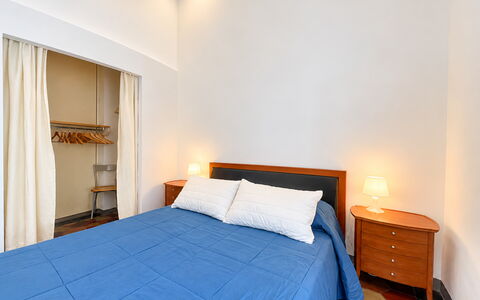 Appartamento Chiavari, Roma: Sol, Sol, Design Intérieur, Lit, Chambre, Bois, Meubles, Drap De Lit, Pièce, Plafond