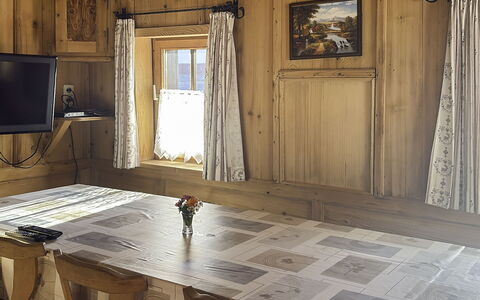 Schwaighof: Sol, Chambre, Literie, Lit, Cadre De Lit, Linge, Drap De Lit, Dur, Matelas, Parquet
