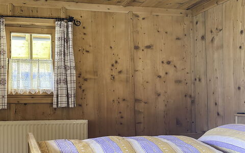 Schwaighof: Sol, Chambre, Literie, Lit, Cadre De Lit, Linge, Drap De Lit, Dur, Matelas, Parquet