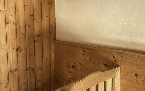 Schwaighof: Sol, Chambre, Literie, Lit, Cadre De Lit, Linge, Drap De Lit, Dur, Matelas, Parquet