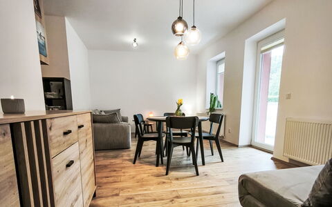 Aneta: Sol, Chambre, Literie, Lit, Cadre De Lit, Linge, Drap De Lit, Dur, Matelas, Parquet