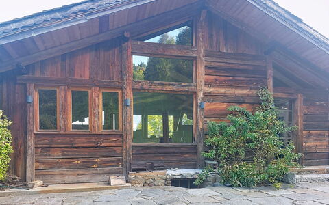 Le Hameau: Sol, Chambre, Literie, Lit, Cadre De Lit, Linge, Drap De Lit, Dur, Matelas, Parquet