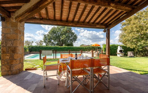 Ortale a Pitigliano with Pool: Bois, Meubles, Mobilier De Jardin, Jardin, Piscine, Ombre, Recours, Arrière-Cour, Eco Hôtel, Chaise