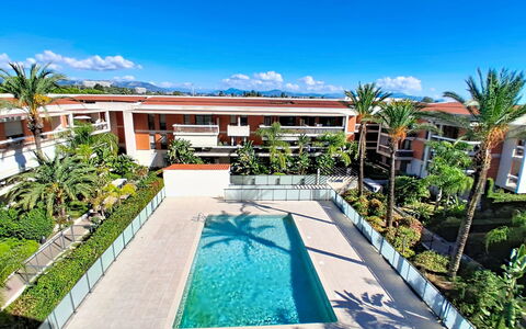 Le Royal Cap: Arbre, Zone Résidentielle, Piscine, Recours, Appartement, Design Urbain, Eco Hôtel, Ombre, Biens, Hacienda