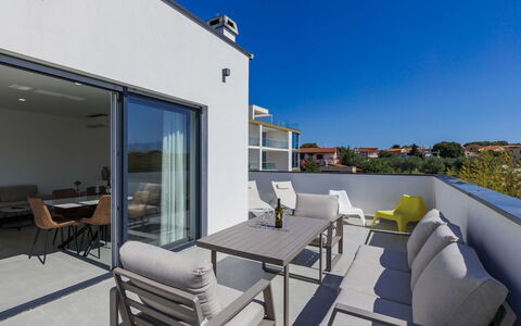 Level 4: Appartement, Design Urbain, Condominium, Balcon, Chaise, Mobilier De Jardin, Hôtel, Appartement Penthouse, Aluminium