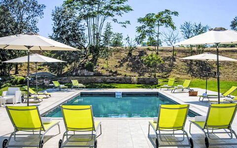 Villa Denise: Piscine, Mobilier De Jardin, Jardin, Meubles, Recours, Ombre, Eco Hôtel, Arrière-Cour, Loisir, Chaise