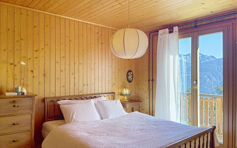 Les Pensées: Appartement, Recours, Piscine, Condominium, Balcon, Hôtel, Eco Hôtel, Villa, Plante D'Appartement