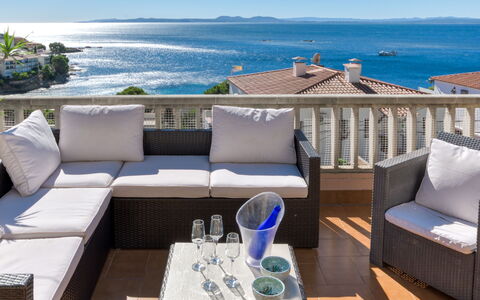 Sta.barbara: Appartement, Recours, Piscine, Condominium, Balcon, Hôtel, Eco Hôtel, Villa, Plante D'Appartement