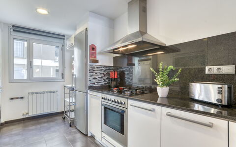 Tirso de Molina: Appartement, Recours, Piscine, Condominium, Balcon, Hôtel, Eco Hôtel, Villa, Plante D'Appartement