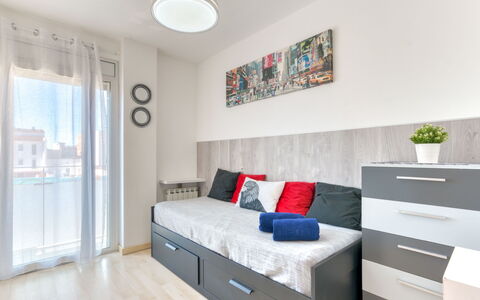 Tirso de Molina: Appartement, Recours, Piscine, Condominium, Balcon, Hôtel, Eco Hôtel, Villa, Plante D'Appartement