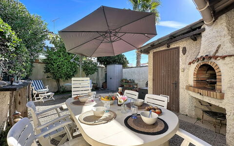 La Placette: Appartement, Recours, Piscine, Condominium, Balcon, Hôtel, Eco Hôtel, Villa, Plante D'Appartement