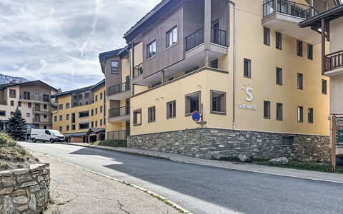 Terrasses de Termignon: Appartement, Recours, Piscine, Condominium, Balcon, Hôtel, Eco Hôtel, Villa, Plante D'Appartement