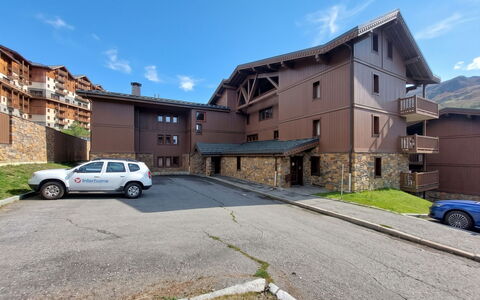 Le Hameau des Airelles: Appartement, Recours, Piscine, Condominium, Balcon, Hôtel, Eco Hôtel, Villa, Plante D'Appartement