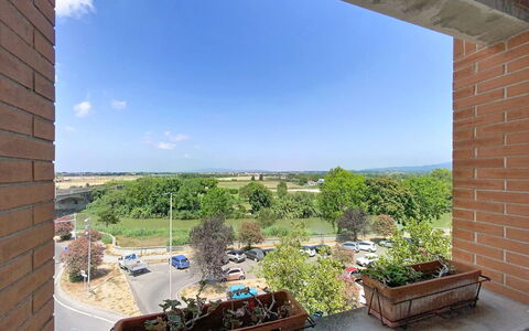 Gio.ma: Appartement, Recours, Piscine, Condominium, Balcon, Hôtel, Eco Hôtel, Villa, Plante D'Appartement