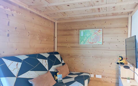 Clos du Savoy: Sol, Bois, Sol, Design Intérieur, Pièce, Tache De Bois, Dur, Parquet, Plafond, Planche