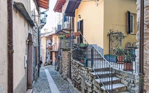 Santa Lucia: Brique, Biens, Jardin, Banlieue, Allée, Aménagement Paysager, Cour, Hacienda, Ferme, Arrière-Cour