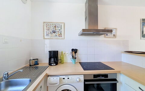 Stango: Appareil De Cuisine, Cuisine, Principaux Appliance, Comptoir, Design Intérieur, Sol, Machine À Laver, Cuisinière, Sol, Électroménager