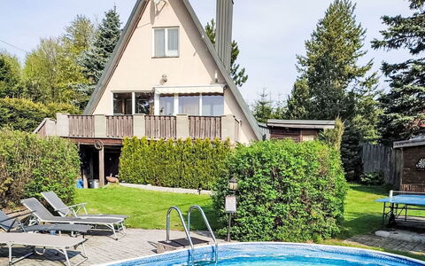 Svahová 1: Chalet, Piscine, Jardin, Biens, Aménagement Paysager, Loisir, Pelouse, Ombre, Eco Hôtel, Villa