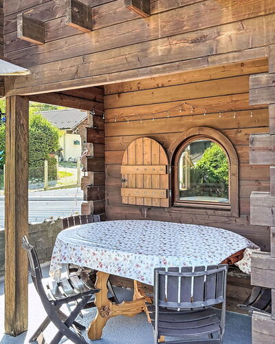 La Cabrette: Bois, Chalet, Tache De Bois, Batiments Jardin, Cabane En Rondins, Jardin, Dur, Structure En Plein Air, Arrière-Cour, Ombre