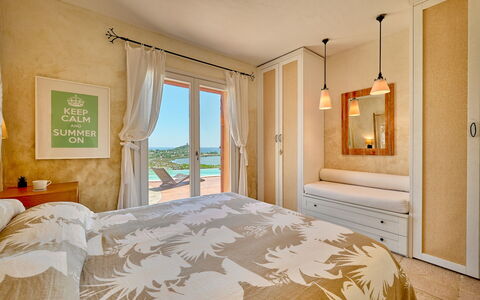Villa Ananda 8: Meubles, Design Intérieur, Bois, Sol, Chambre, Sol, Textile, Lit, Éclairage, Plafond